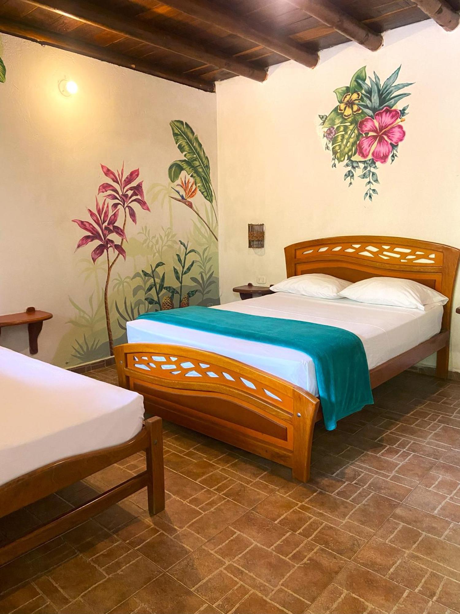 Prima Luna Palomino Room photo
